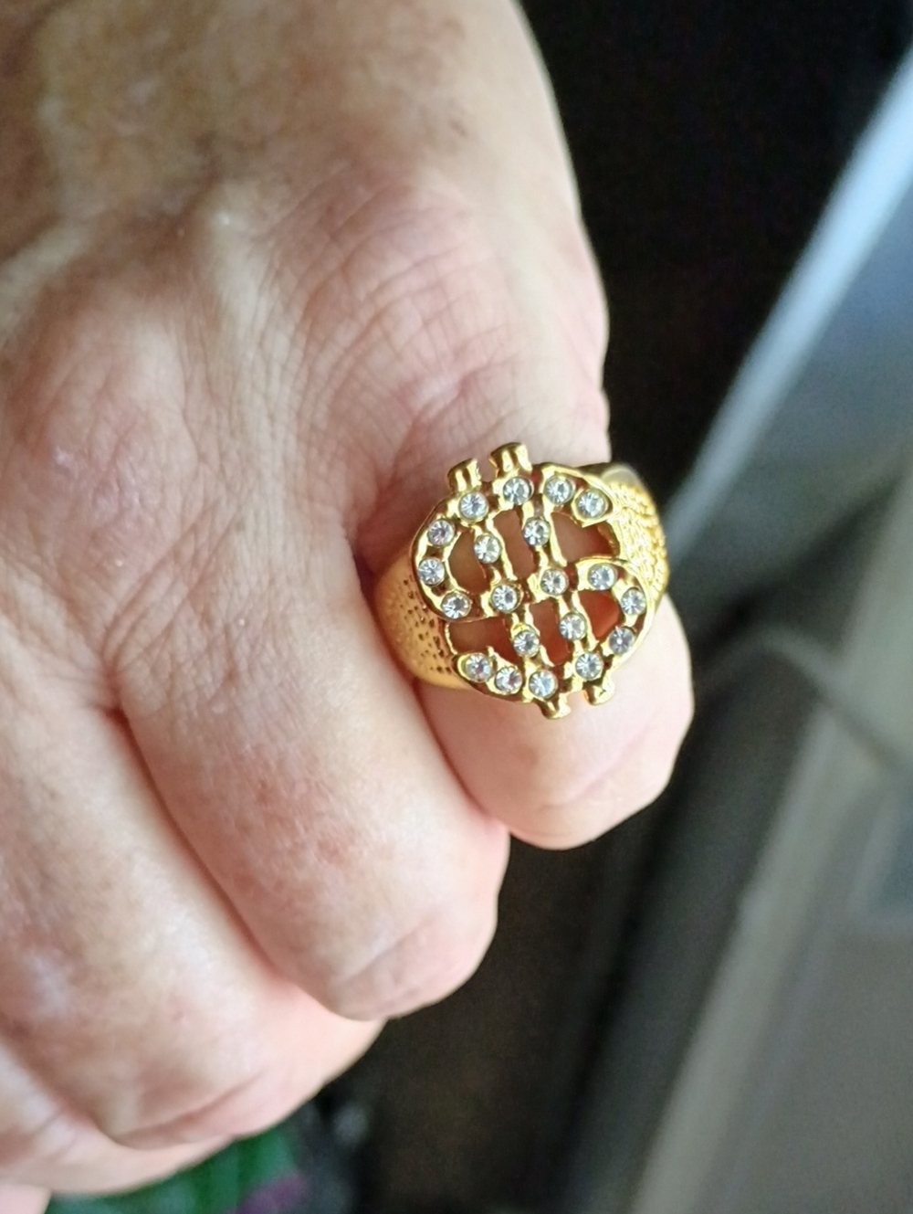 Gold-Tone Crystal Accent Women's Fashion Ring.Hypoalergenic.NO TARNISH.NWT